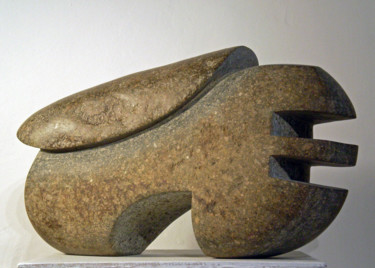 Sculpture titled "Nomade I" by Nathalie Cirino, Original Artwork, Stone