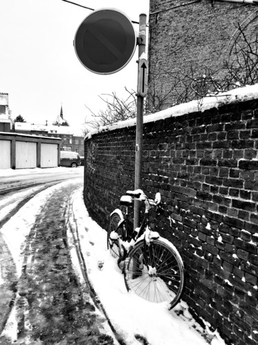 Photography titled "Velo d hivers" by Nathy ... (Nathy), Original Artwork, Non Manipulated Photography