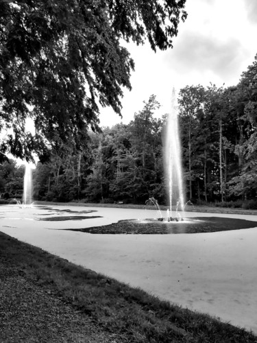 Photography titled "La fontaine" by Nathy ... (Nathy), Original Artwork, Non Manipulated Photography