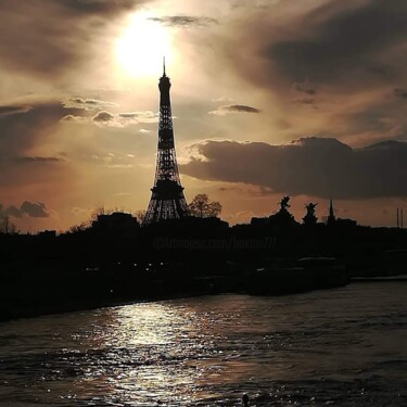 Fotografia zatytułowany „Tour Eiffel” autorstwa Nathalie Jasseny, Oryginalna praca, Fotografia cyfrowa