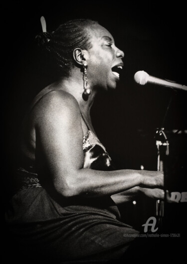 Φωτογραφία με τίτλο "Nina Simone" από Nathalie Simon, Αυθεντικά έργα τέχνης, Φωτογραφική ταινία