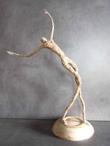 Sculpture titled "Moringue" by Nathalie Villate-Lafontaine, Original Artwork, Plaster