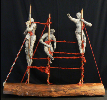 Скульптура под названием "Manifestation spont…" - Nathalie Hurtier, Подлинное произведение искусства, Бумага