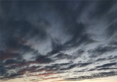 Photographie intitulée "Nuages et cieux" par Neige Massa, Œuvre d'art originale, Photographie numérique
