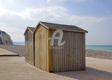 Photographie intitulée "Cabines de plage (D…" par Véronique Lestoquoy (neko92vl), Œuvre d'art originale, Photographie numéri…