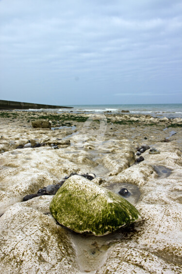 Photographie intitulée "Galets XXL." par Véronique Lestoquoy (neko92vl), Œuvre d'art originale, Photographie numérique