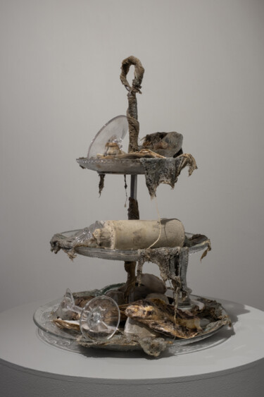 Skulptur mit dem Titel "Bon appetit" von Sasha Nesterkina, Original-Kunstwerk, Glas