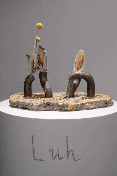 Sculpture intitulée "Luh, WELTSCHMERZ se…" par Sasha Nesterkina, Œuvre d'art originale, Ciment