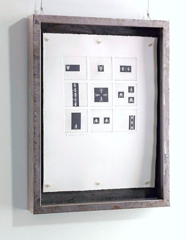 제목이 "Composició cubica I"인 조형물 Neus Colet로, 원작, 에칭 금속에 장착됨