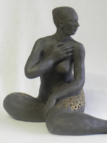 Sculpture intitulée "Belle de Nuit" par Nicola Deux, Œuvre d'art originale, Céramique