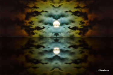 Photography titled "Moonlight no 3" by Nicolas Daubresse, Original Artwork, Manipulated Photography
