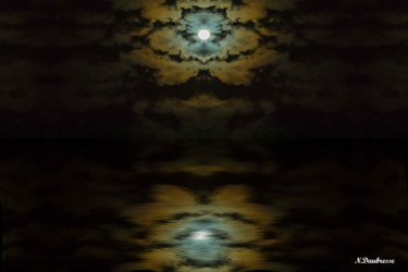 Photography titled "Moonlight no 4" by Nicolas Daubresse, Original Artwork, Manipulated Photography