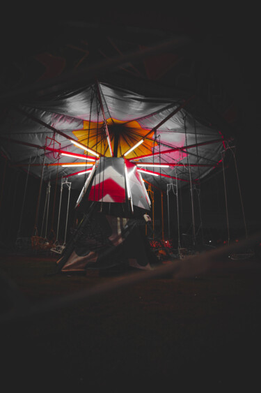 Fotografia intitolato "carousel" da Nicolas Giannatasio, Opera d'arte originale, Fotografia digitale