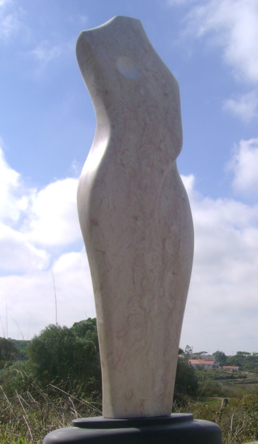 Escultura intitulada "Feminino XII" por Nicolau Campos, Obras de arte originais, Pedra