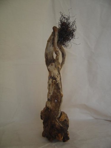 Sculpture titled "ensorceleuse" by Nicole Agoutin, Original Artwork