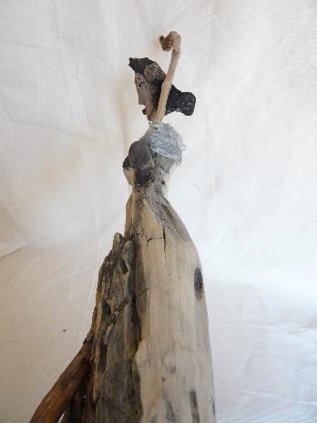 Sculpture intitulée "dame bras en l'air" par Nicole Agoutin, Œuvre d'art originale