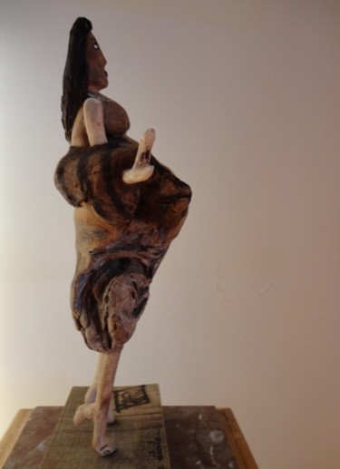 Sculpture intitulée "DSC00813 (580x800).…" par Nicole Agoutin, Œuvre d'art originale