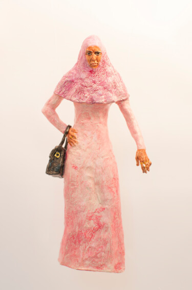 Scultura intitolato "woman in pink" da Veronika Bernard, Opera d'arte originale, Gesso