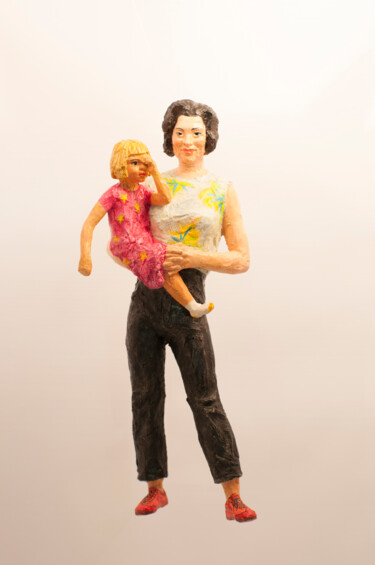 Skulptur mit dem Titel "Anna and Tamara" von Veronika Bernard, Original-Kunstwerk, Gips