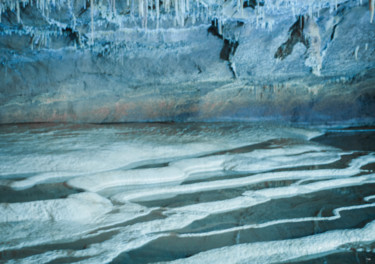 Photographie intitulée "Ice On The Water" par Nikam Zeiss, Œuvre d'art originale, Photographie numérique