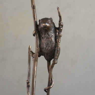 Skulptur mit dem Titel "Mouse on branches" von Nikolai Shatalov, Original-Kunstwerk, Bronze