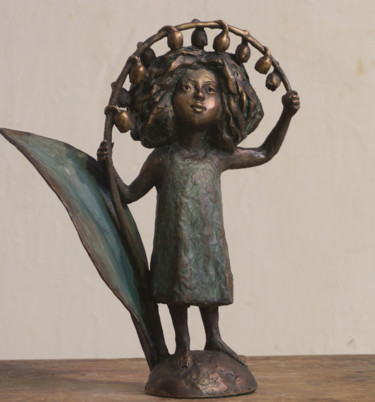 Sculpture titled "Girl with the lilie…" by Nikolai Shatalov, Original Artwork, Bronze