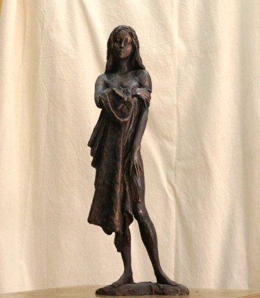 Sculptuur getiteld "Girl with drappery" door Nikolai Shatalov, Origineel Kunstwerk, Bronzen