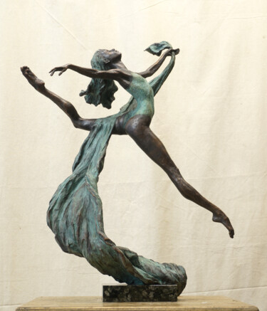 Skulptur mit dem Titel "Young ballerina" von Nikolai Shatalov, Original-Kunstwerk, Bronze
