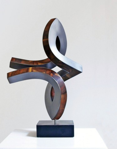 Скульптура под названием "performance" - Nikolaus Weiler, Подлинное произведение искусства, Металлы