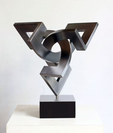 「dynamische Expansion」というタイトルの彫刻 Nikolaus Weilerによって, オリジナルのアートワーク, 金属