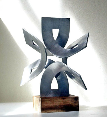 Sculpture titled "sphärische segel" by Nikolaus Weiler, Original Artwork, Metals