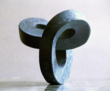 Скульптура под названием "unendliche Schwingu…" - Nikolaus Weiler, Подлинное произведение искусства, Бумага