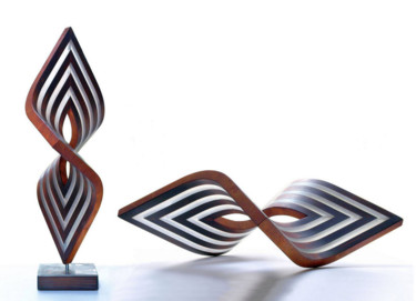 schwebender Lichtkomplex Skulptur mit dem Titel "schwebender Lichtko…" von Nikolaus Weiler, Original-Kunstwerk, Holz