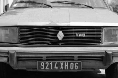 Фотография под названием "Renault" - Nikolay Biryukov, Подлинное произведение искусства, Цифровая фотография