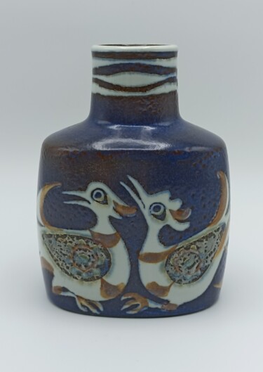 Escultura intitulada "Vase for Royal Cope…" por Nils Thorsson, Obras de arte originais, Cerâmica
