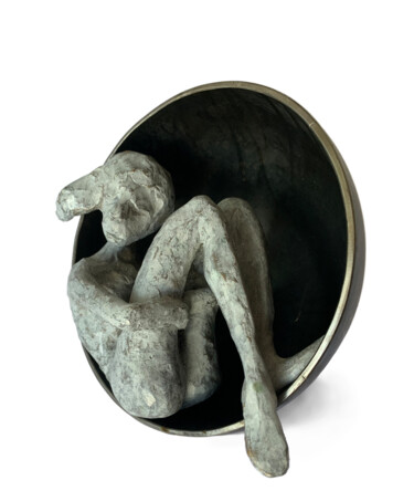 Sculpture intitulée "Back to beginning" par Nilufer Satana, Œuvre d'art originale, Bronze