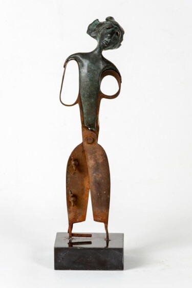 Sculpture titled "Scissors II" by Nilufer Satana, Original Artwork, Bronze