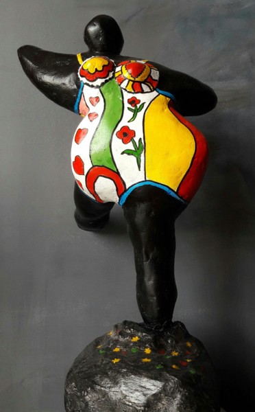 Sculpture intitulée "La Nana de Nicky" par Nicole Plisson, Œuvre d'art originale, Fil de fer