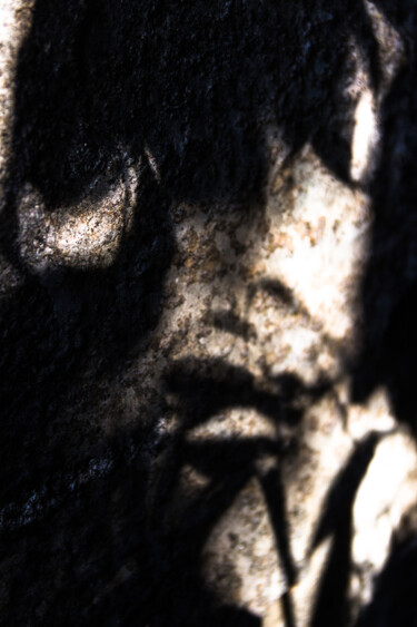 Fotografia intitolato "espanto. pareidolia." da Nino Rocha Fotografia, Opera d'arte originale, Fotografia digitale