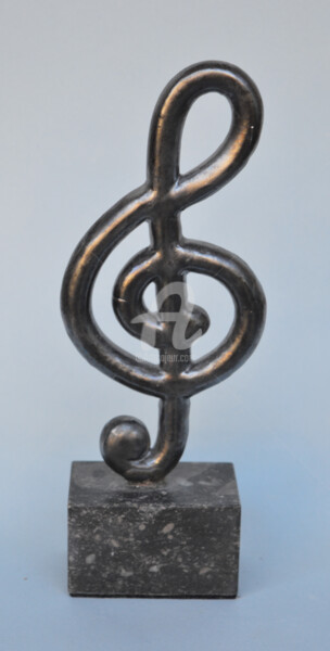 Sculpture titled "G Muzieksleutel" by Martin Langezaal, Original Artwork, Ceramics