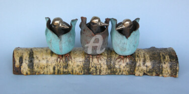 Sculpture titled "Drie vogels op berk…" by Martin Langezaal, Original Artwork, Ceramics