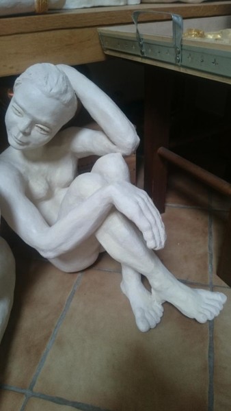 Sculpture intitulée "Nue pause accrobati…" par Chrysanthou, Œuvre d'art originale, Argile