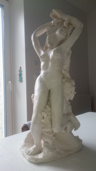 Sculptuur getiteld "Daphné poursuivie p…" door Chrysanthou, Origineel Kunstwerk, Klei