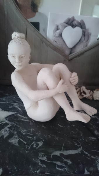 Sculpture titled "Pose en gym" by Chrysanthou, Original Artwork, Clay