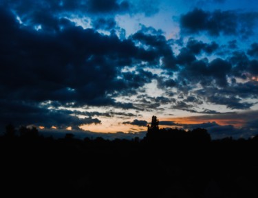 Fotografie getiteld "Crépuscule" door W-Dagrou, Origineel Kunstwerk, Gemanipuleerde fotografie