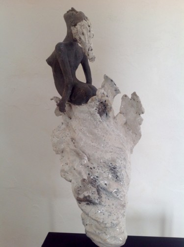 Sculpture intitulée "Fleur d'écume" par Noëlle Rious, Œuvre d'art originale, Argile