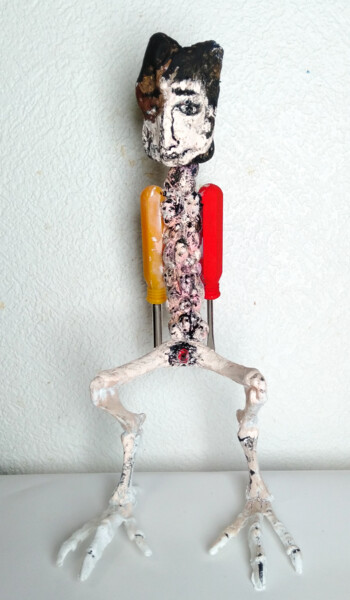 Dystopia Sculpture intitulée "Dystopia" par Noham Chiara Rudisuhli, Œuvre d'art originale, Bois