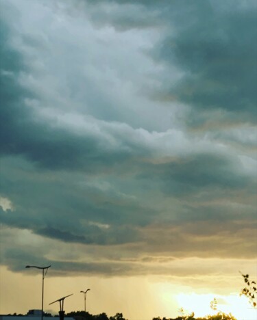 Photography titled "Before storm" by Noura D.K, Original Artwork, Digital Photography