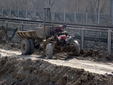 Photography titled "Construction du TGV" by Grafi, Original Artwork