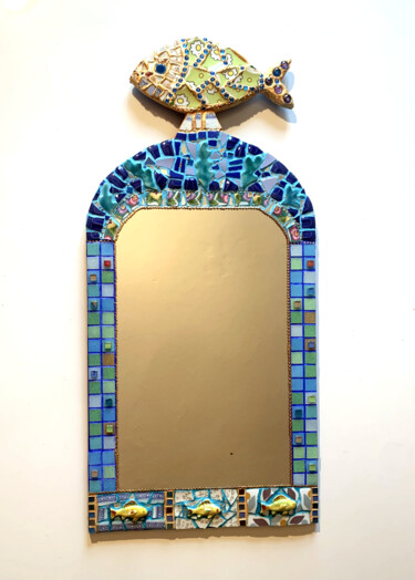 Design titled "miroir mural "poiss…" by Odile Maffone, Original Artwork, Mosaic Mounted on Wood Panel